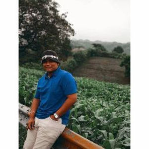 Meet your Posher, Dennys ernesto